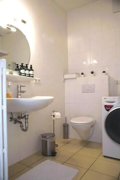 Charming Penthouse In The City Center Lüksemburg